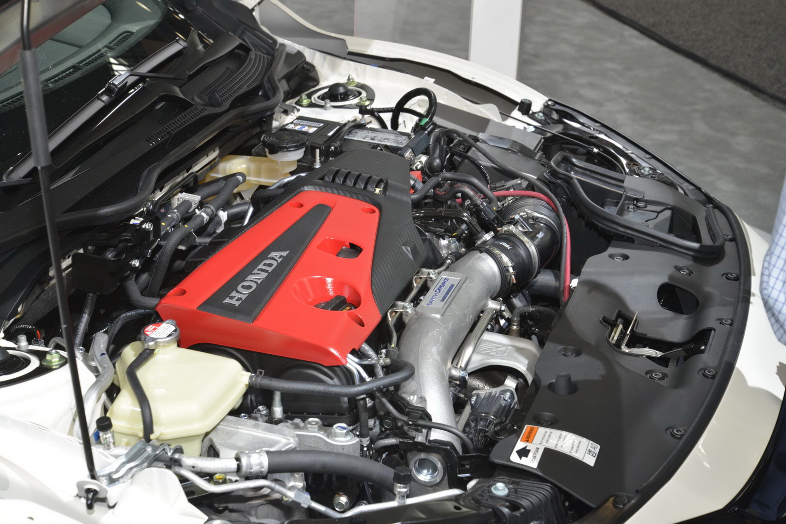 2018 Honda Civic Type-R engine